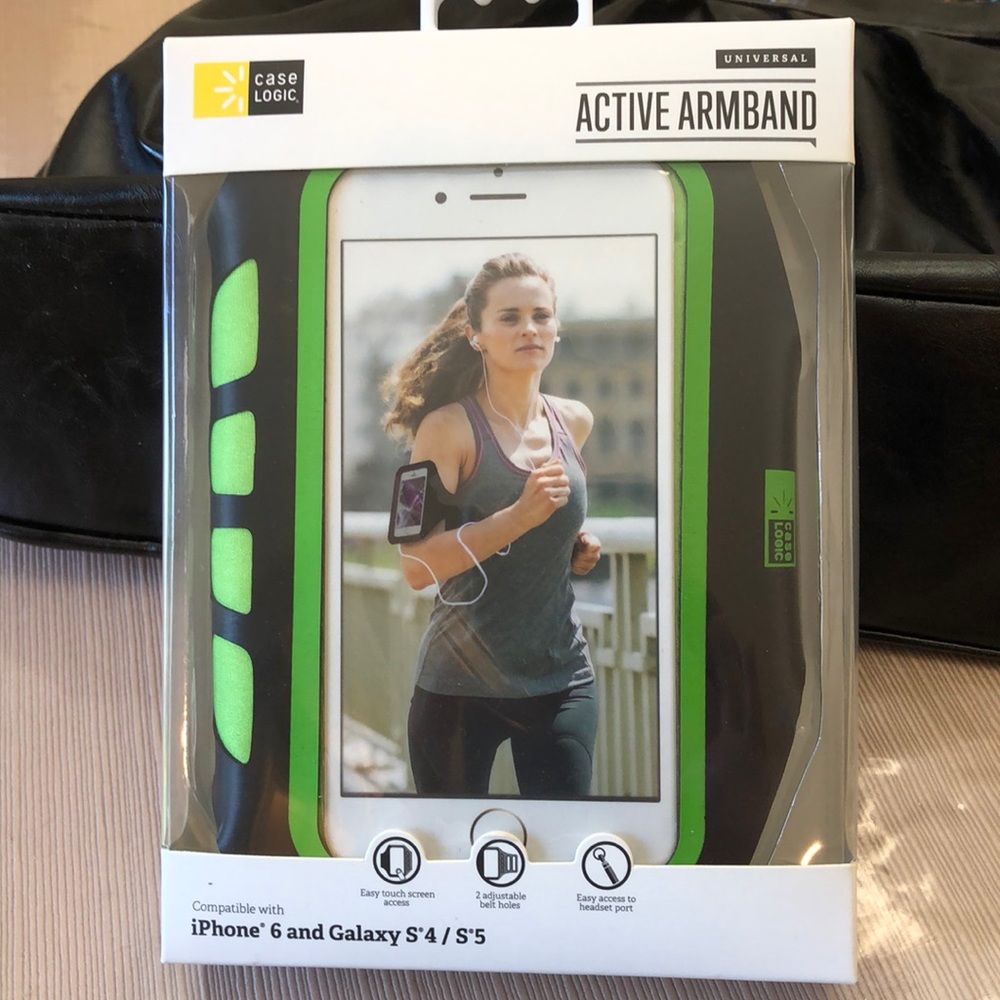 New Case Logic Active IPod or Phone Arm Band